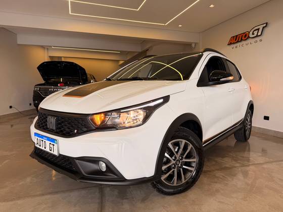 FIAT ARGO 1.3 FIREFLY FLEX TREKKING CVT FIAT ARGO 1.3 FIREFLY FLEX TREKKING CVT